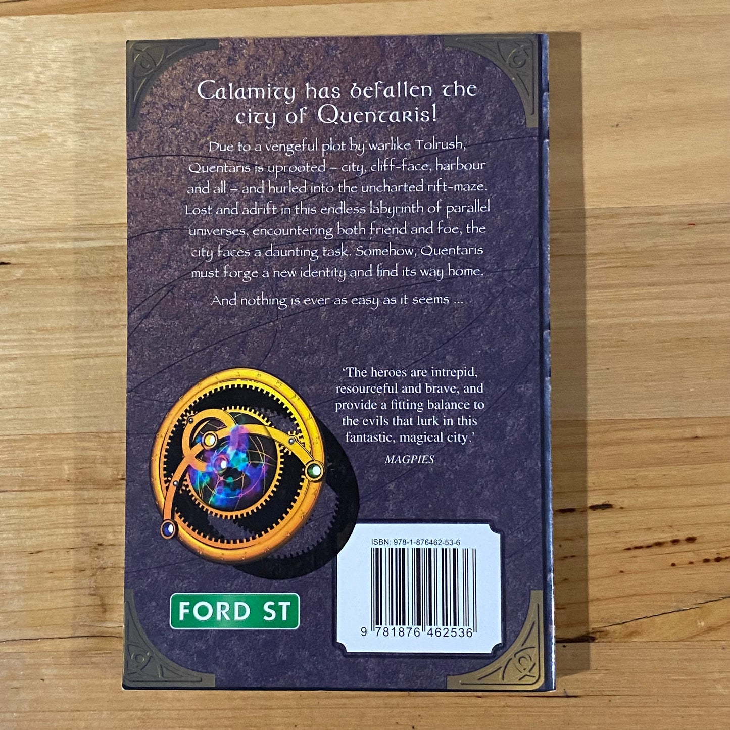 Quentaris Quest Of The Lost City by Paul collins Fantasy Paperback 2008 GD