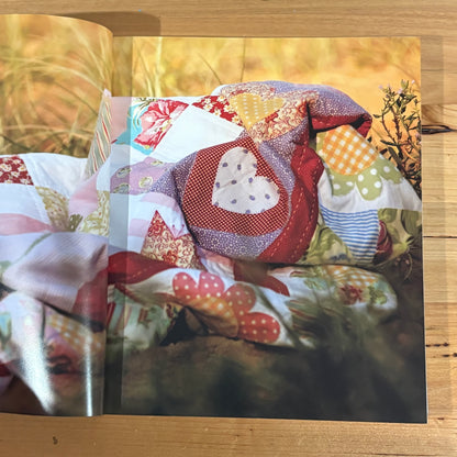 Material Obsession Contemporary Quilt Designs Doughty and Fielke Paperback