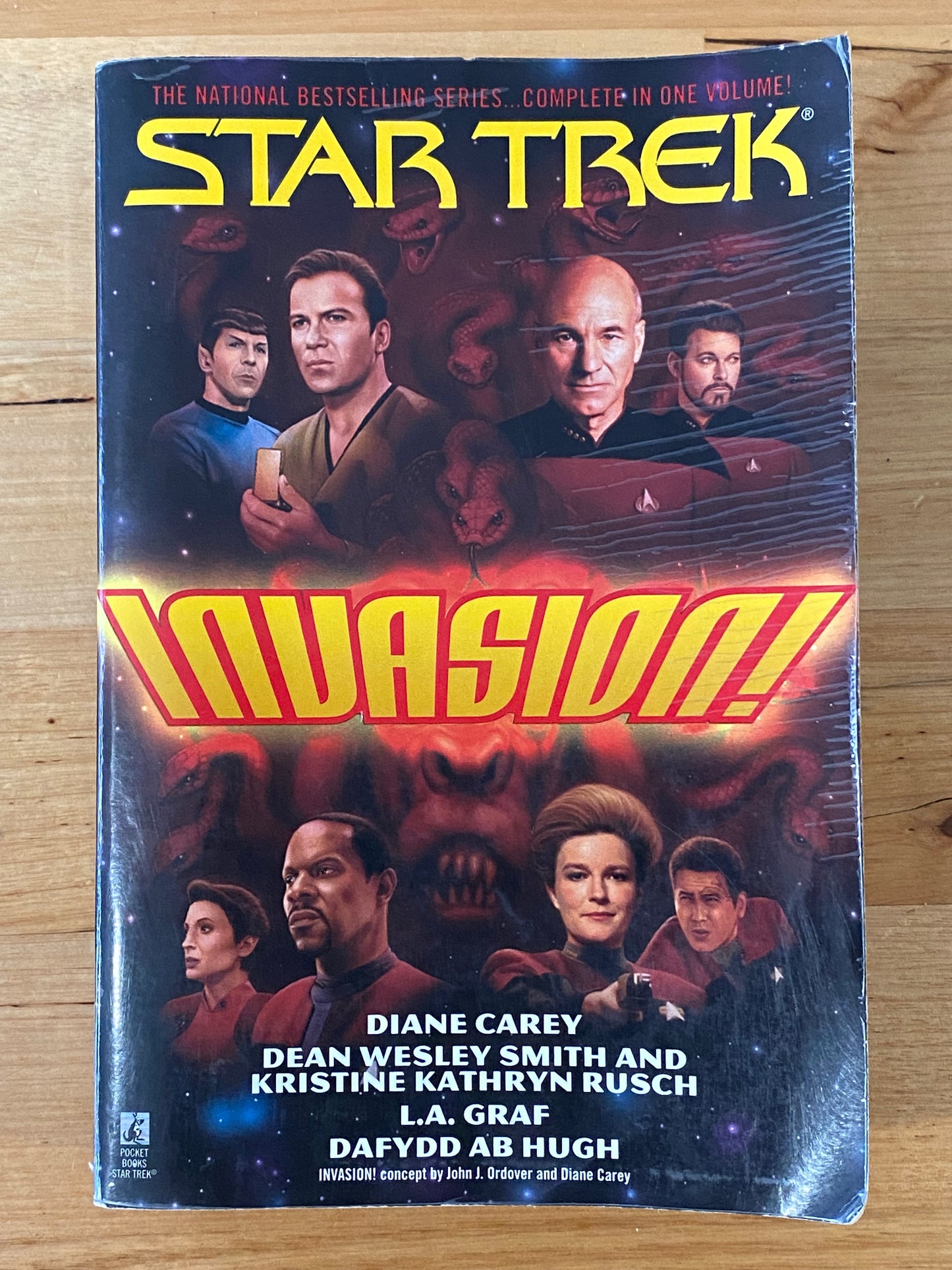 Star Trek Invasion Paperback 4 Stories In One 1996 GD