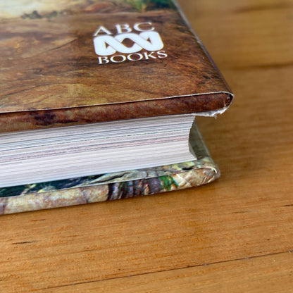 Explore Wild Australia With Bush Tucker Man Les Hiddins Hardcover GD