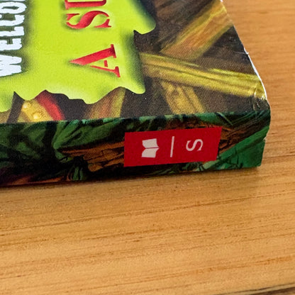 Welcome To Horrorland: A Survival Guide Goosebumps  Paperback R.L. Stine GD