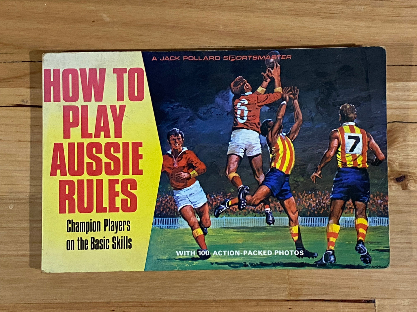 2 Vintage Aussie Rules Books Football For Boys & How To Play Aussie Rules GD