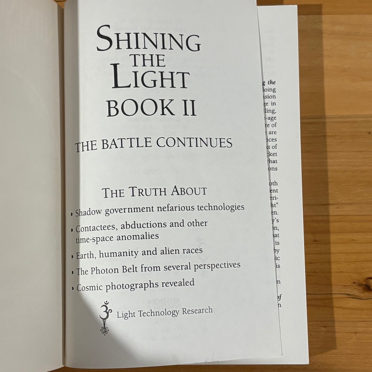 Shining The Light 2 by Arthur Fanning Paperback 1995 GD