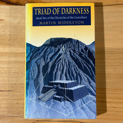 Chronicles of The Custodians by Martin Middleton Fantasy 3 x Paperback GD