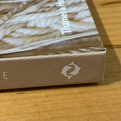 On The Loom A Modern Weaver's Guide by Maryanne Moodie Hardcover GD