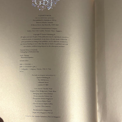 The Illuminated Alphabet by Timothy Noan Paperback Calligraphy 1994 GD