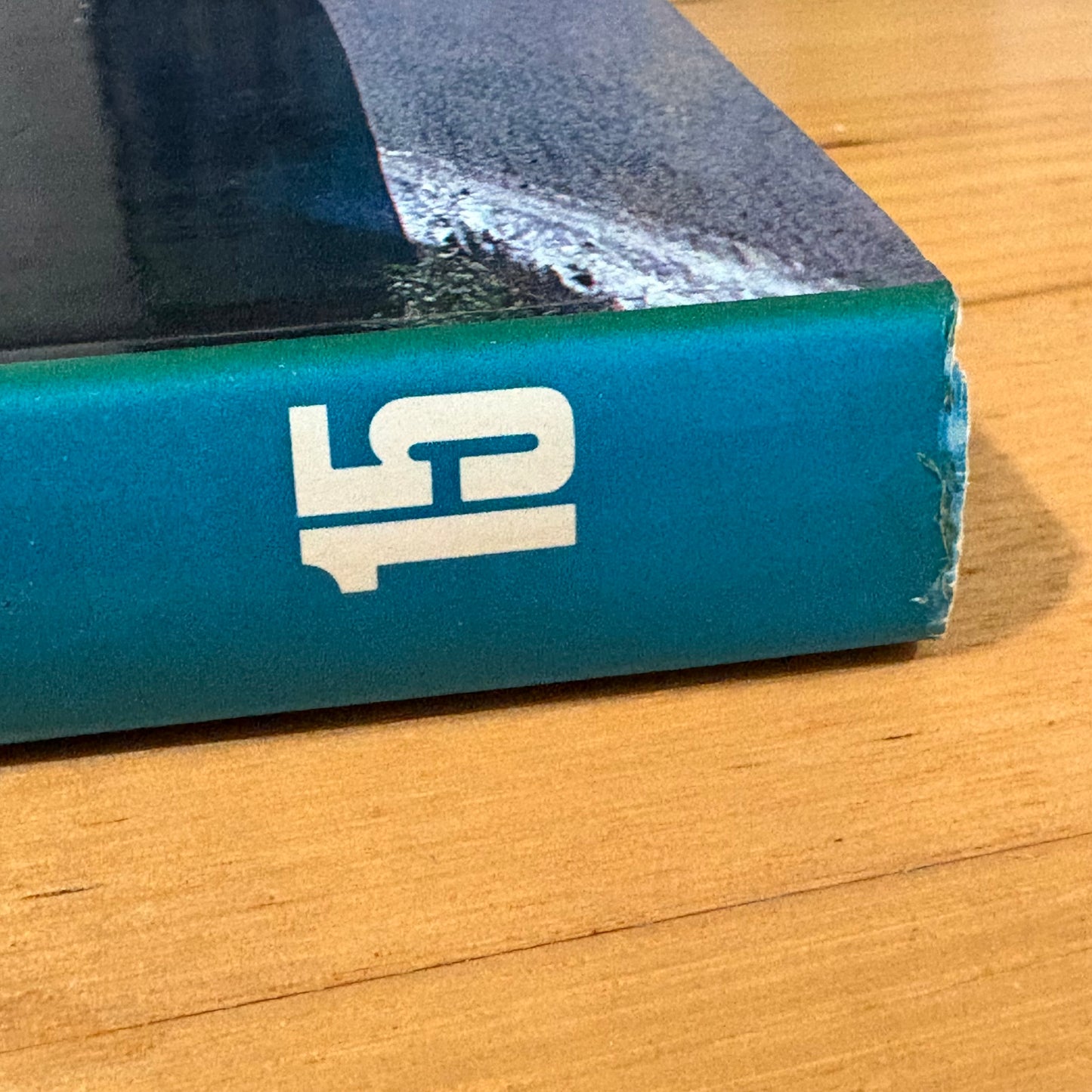 Australian Motor Racing Year 15 1985/86 Hardcover GD