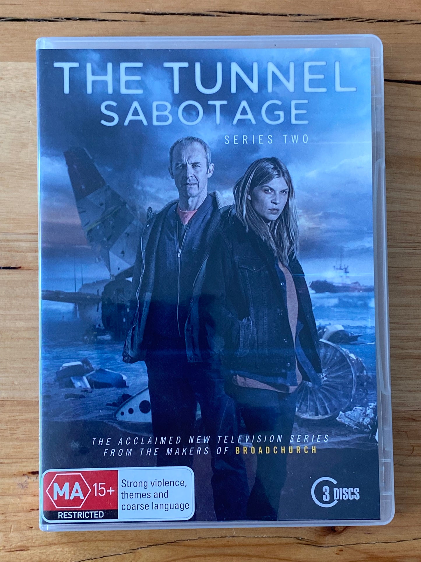 The Tunnel Series 1-3 Complete Set DVD French Thriller PAL 4 VGC