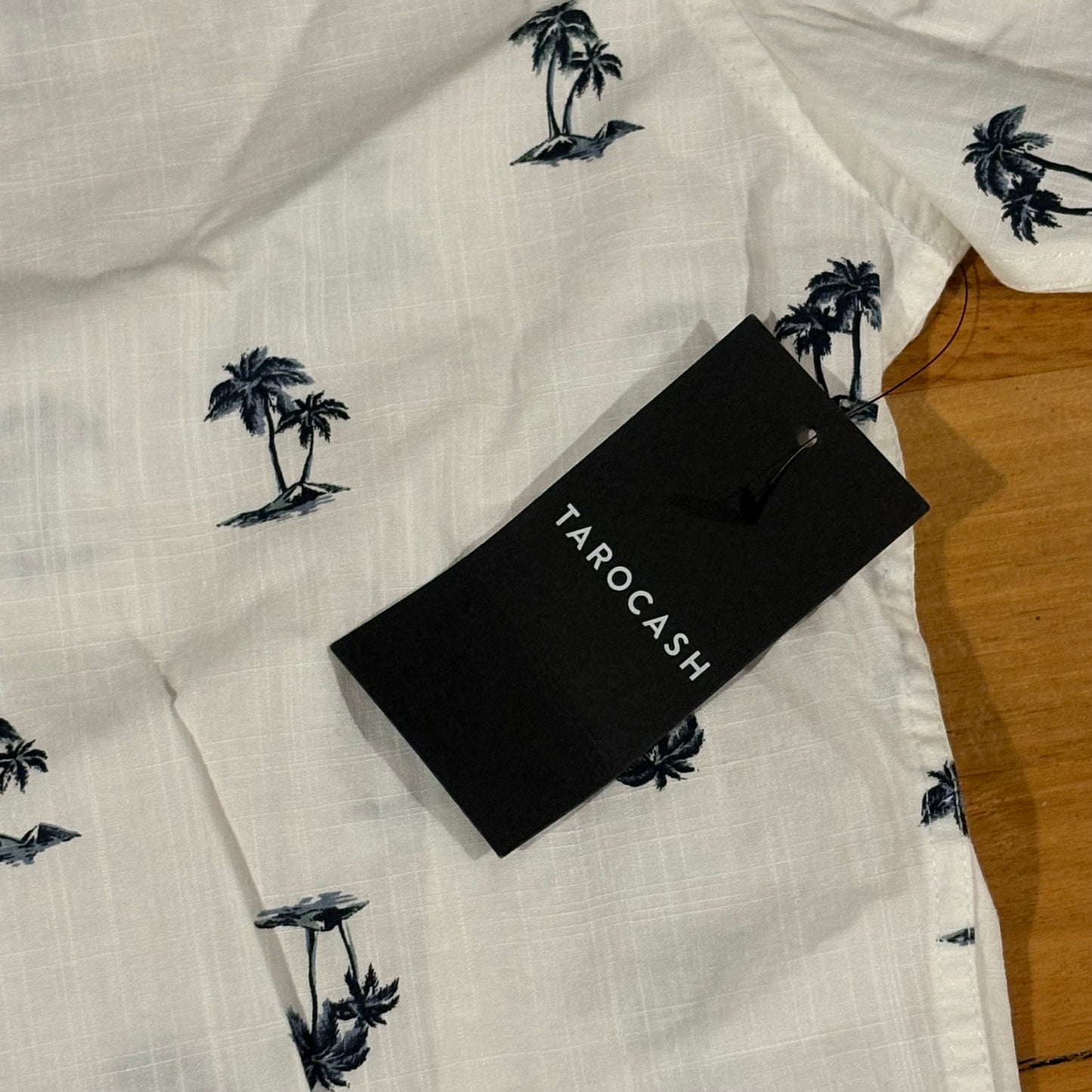 Tarocash Shirt Mens Casual Sz XS Short Sleeve Breeze Pal Pattern Collared NWT
