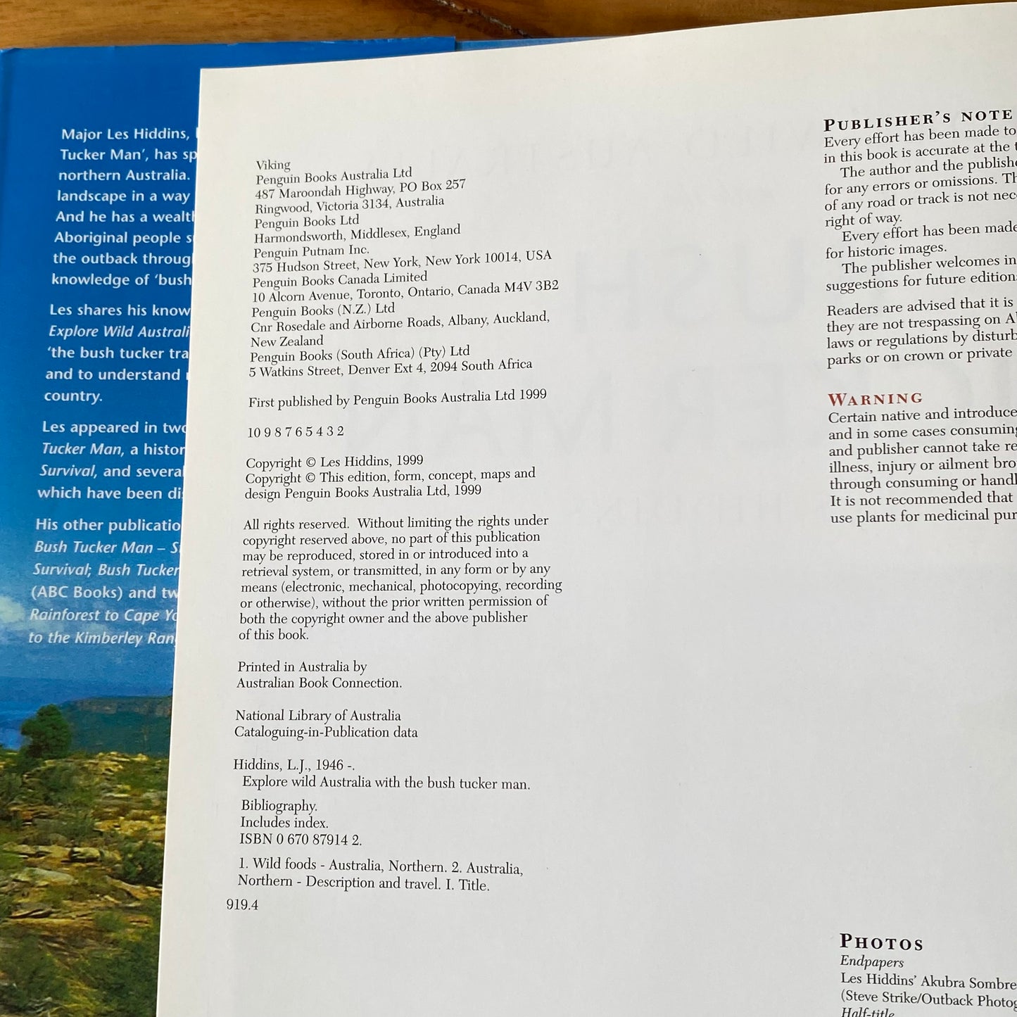 Explore Wild Australia With Bush Tucker Man Les Hiddins Hardcover GD