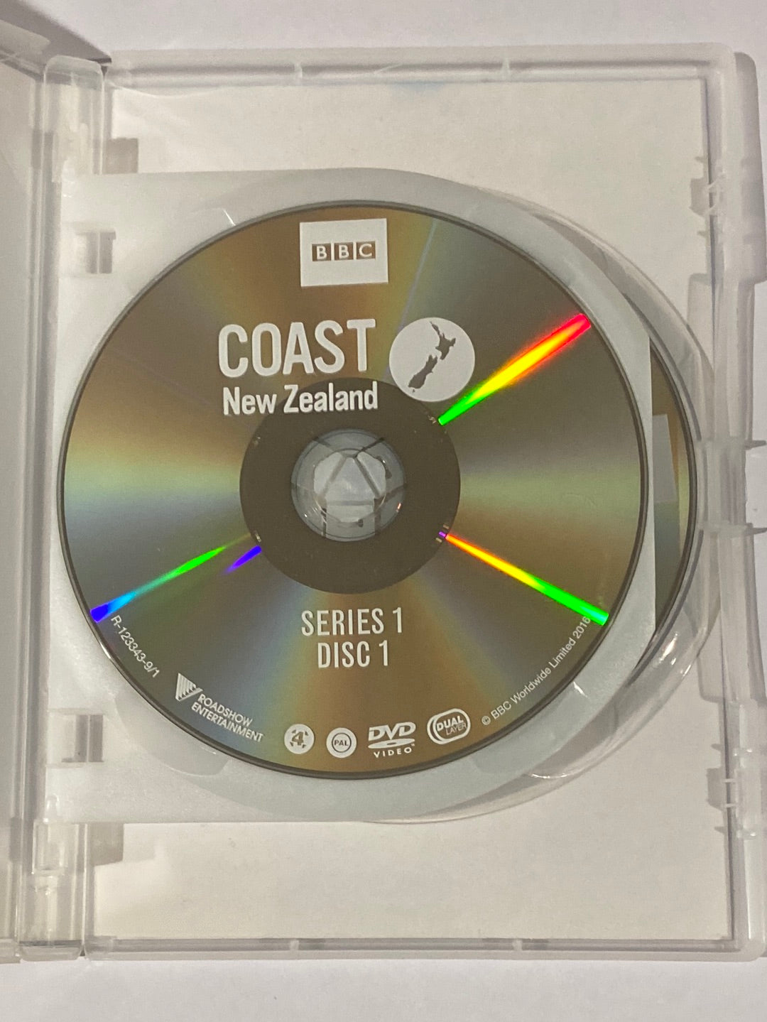 Coast New Zealand DVD BBC TV Documentary Neil Oliver 2-Disc PAL 4 VGC