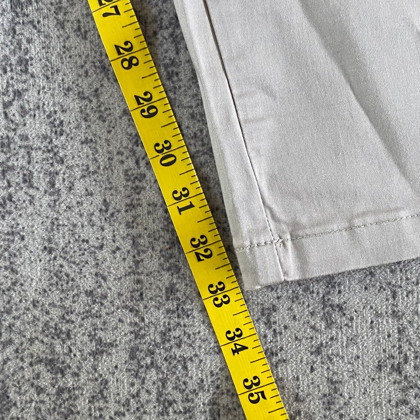 Tarocash Men’s Chinos Putty Sz 42-inch Waist Regular Zip Fly New With Tags