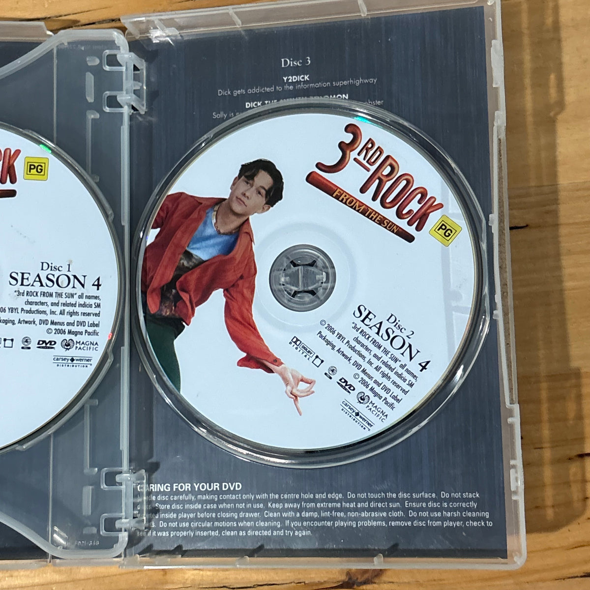 3rd Rock From The Sun Seasons 1-6 Complete With 3d Glasses DVD PAL 4 VGC