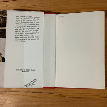 Biggles Hardcover x 6 Bundle Captain W.E. Johns Vintage Story Books