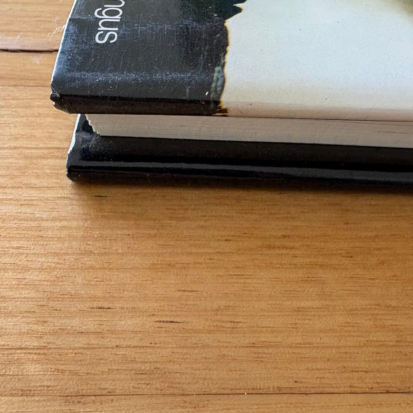 The World Of Olegas Truchanas Hardcover Tasmania Photography 1975 GD