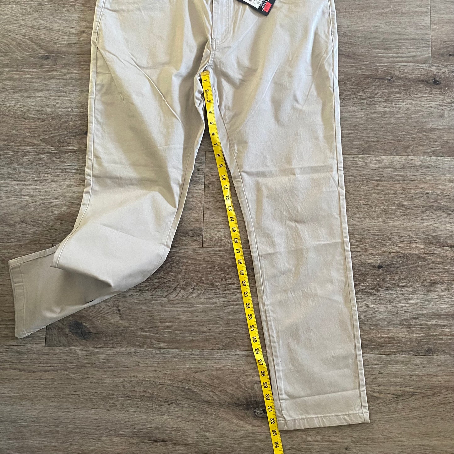 Tarocash Men’s Chinos Putty Sz 42-inch Waist Regular Zip Fly New With Tags