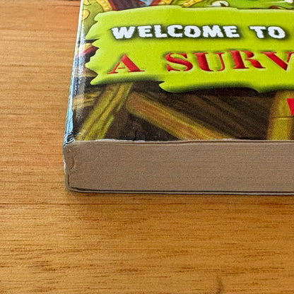 Welcome To Horrorland: A Survival Guide Goosebumps  Paperback R.L. Stine GD