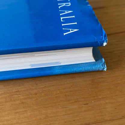 Explore Wild Australia With Bush Tucker Man Les Hiddins Hardcover GD