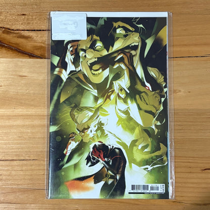 Robin (2021) #17 Simone Di Meo Card Stock Variant