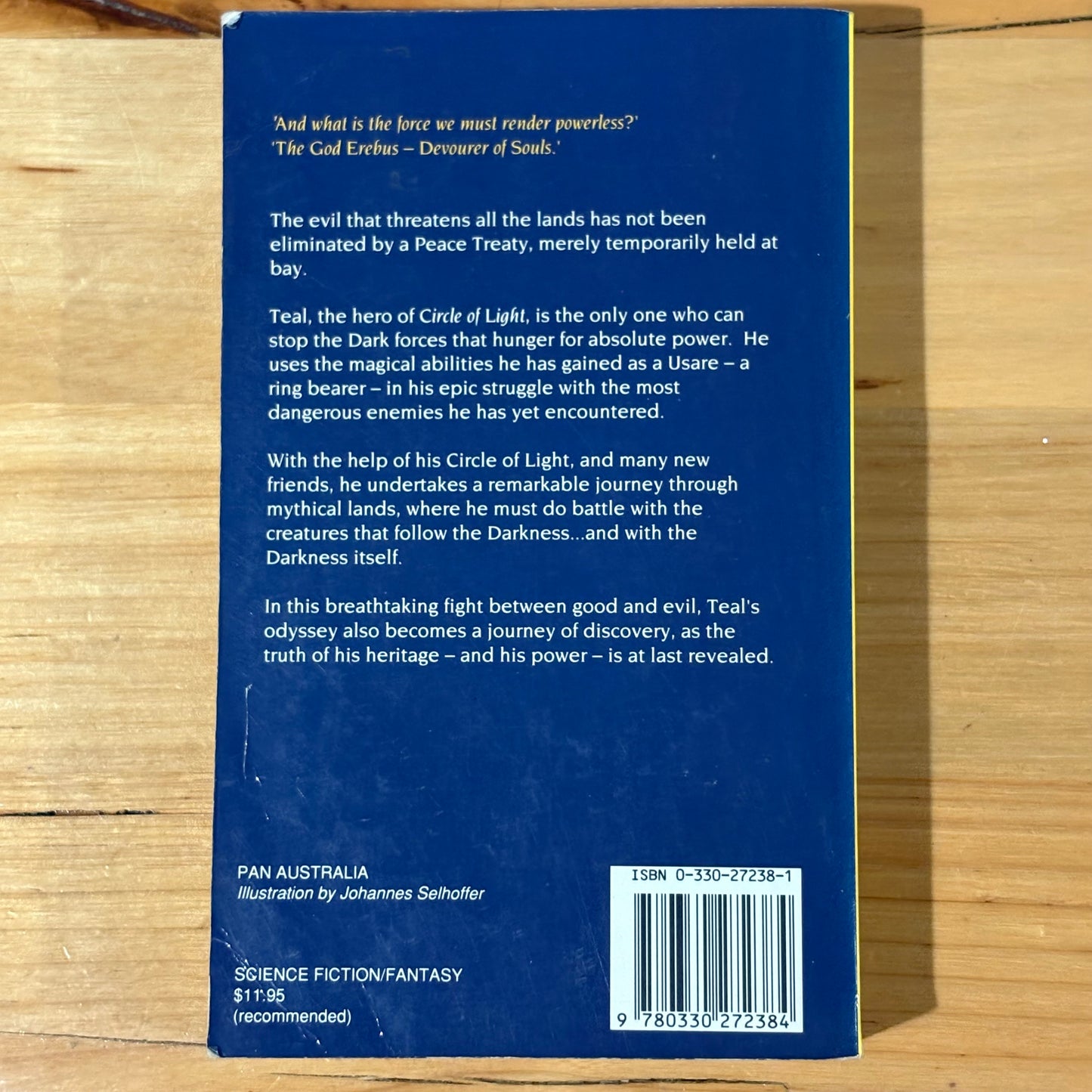 Triad of Darkness Circle of Light by Martin Middleton Fantasy 2 x Paperback GD