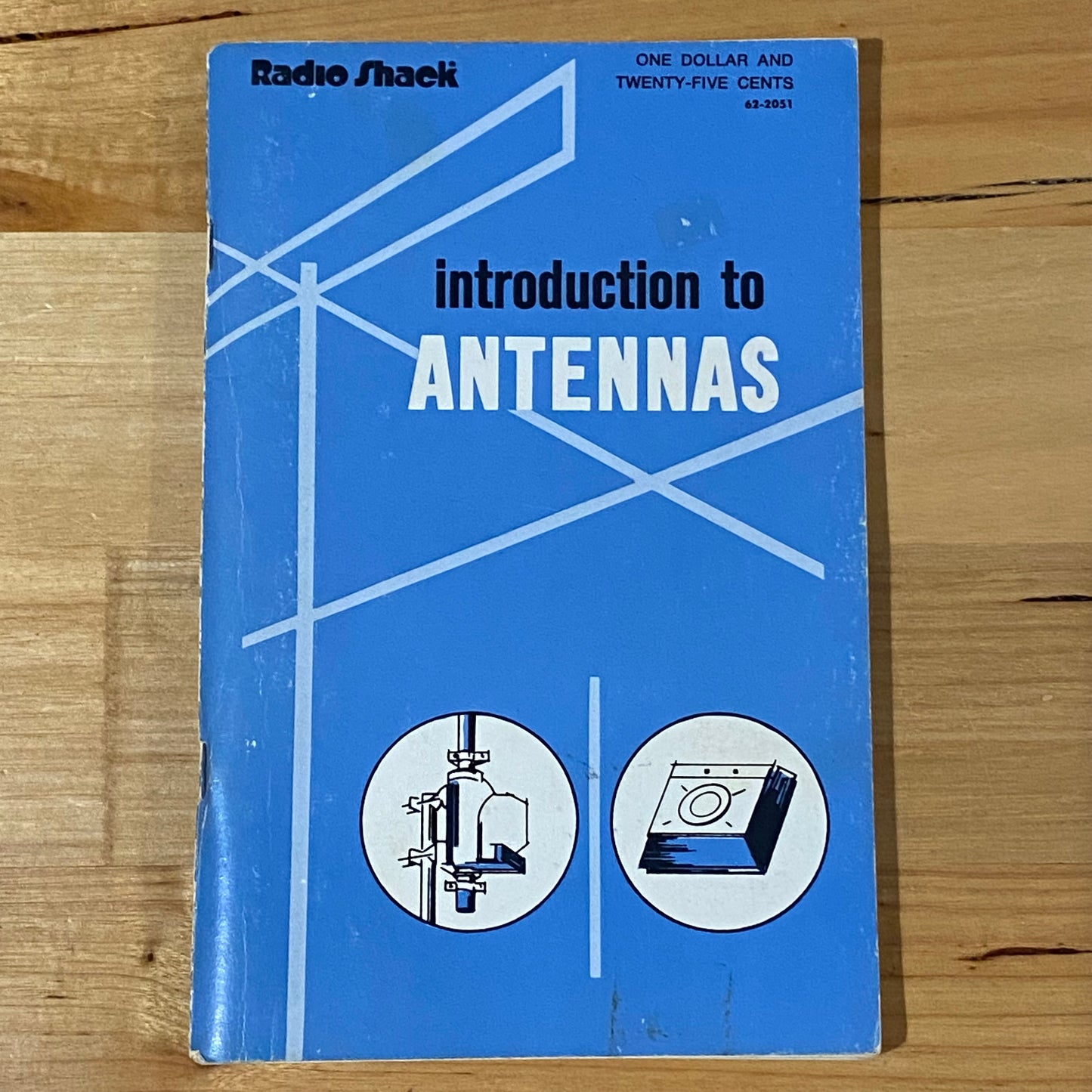 Radio Shack Introduction To Antennas Vintage Book Paperback 1975 GD