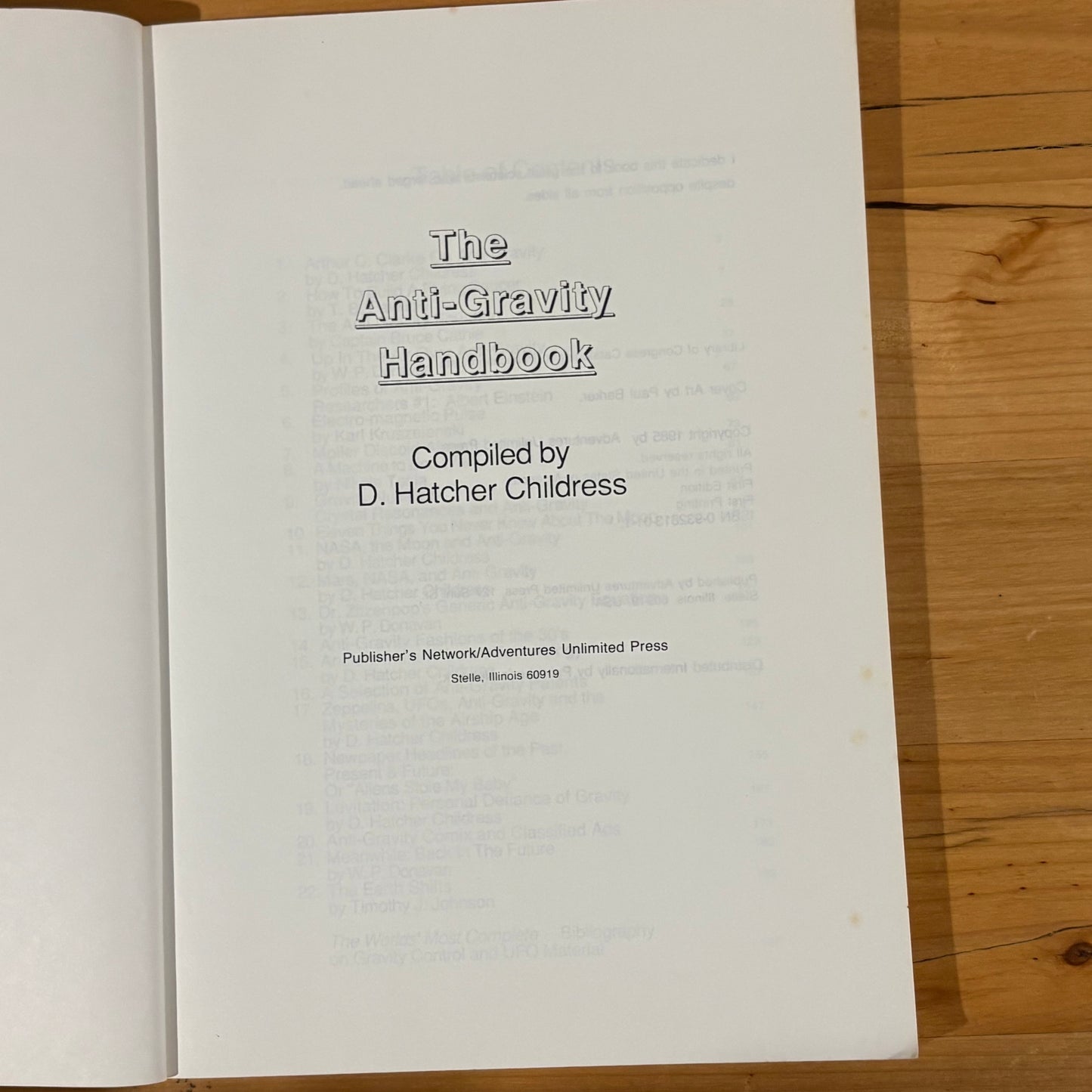 The Anti-Gravity Handbook complied by D. Hatcher Childress Paperback 1985 GD