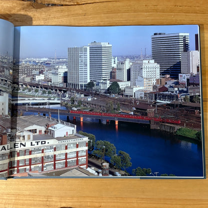 Visions of Victoria The Magic of Kodachrome Film 1950-1975 Hardcover GD
