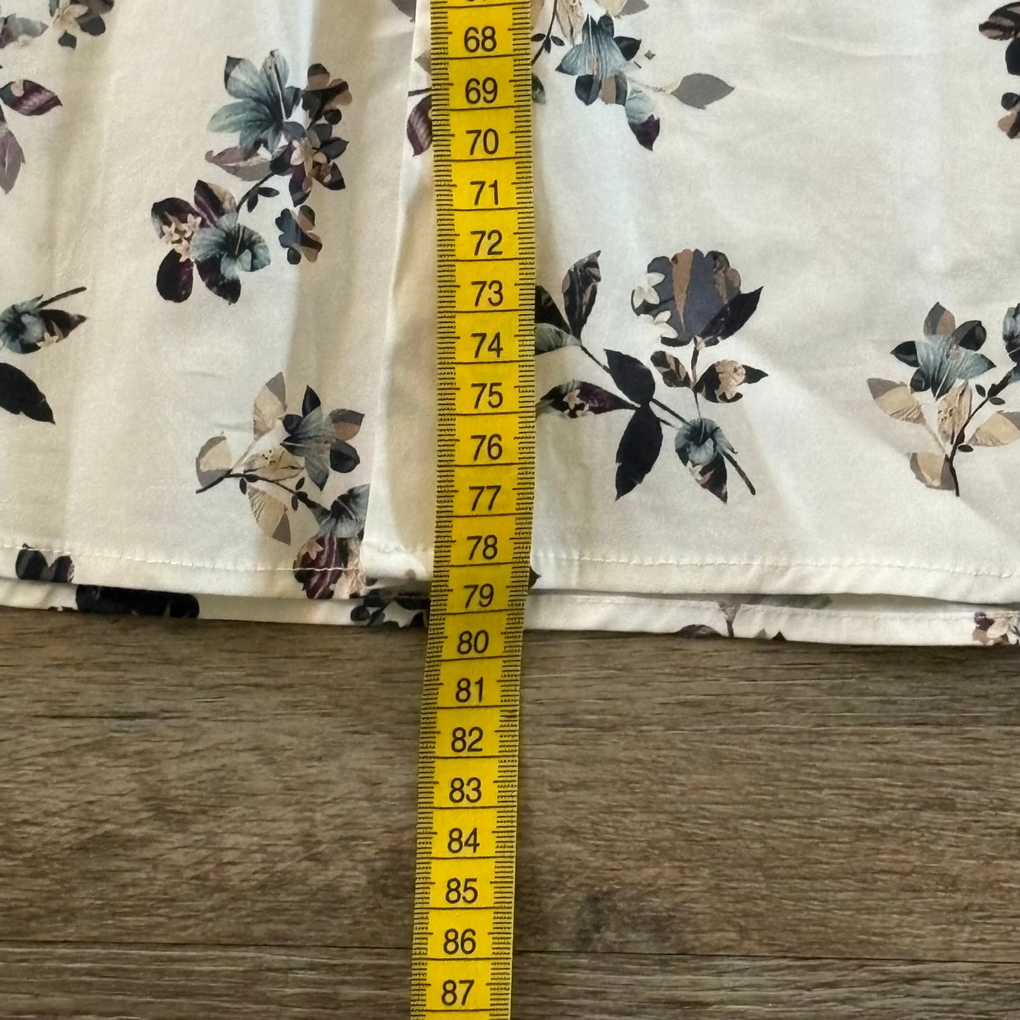 yd Shirt Men's Casual Medium Long Sleeve Slim Fit Photographic Floral Collared NWT
