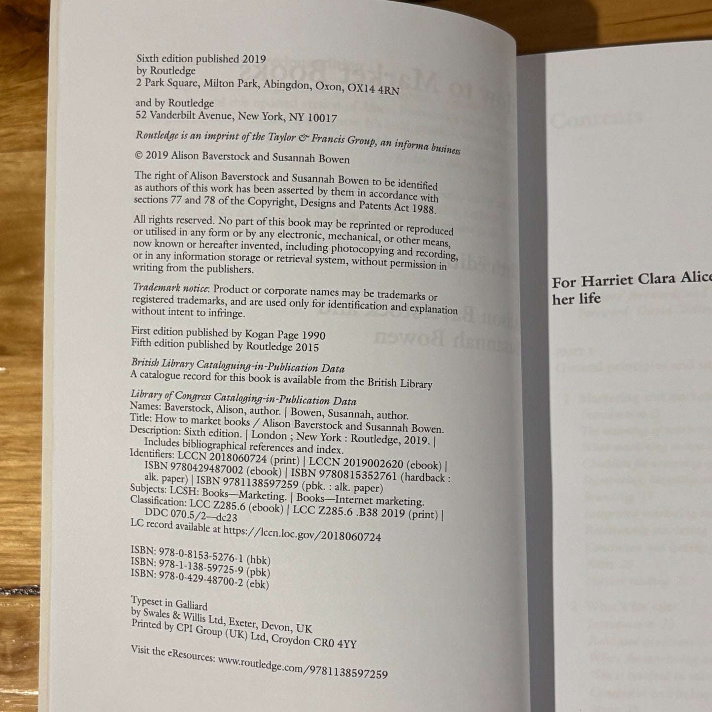 How to Market Books by Alison Baverstock & Susannah Bowen 2019 Paperback GD