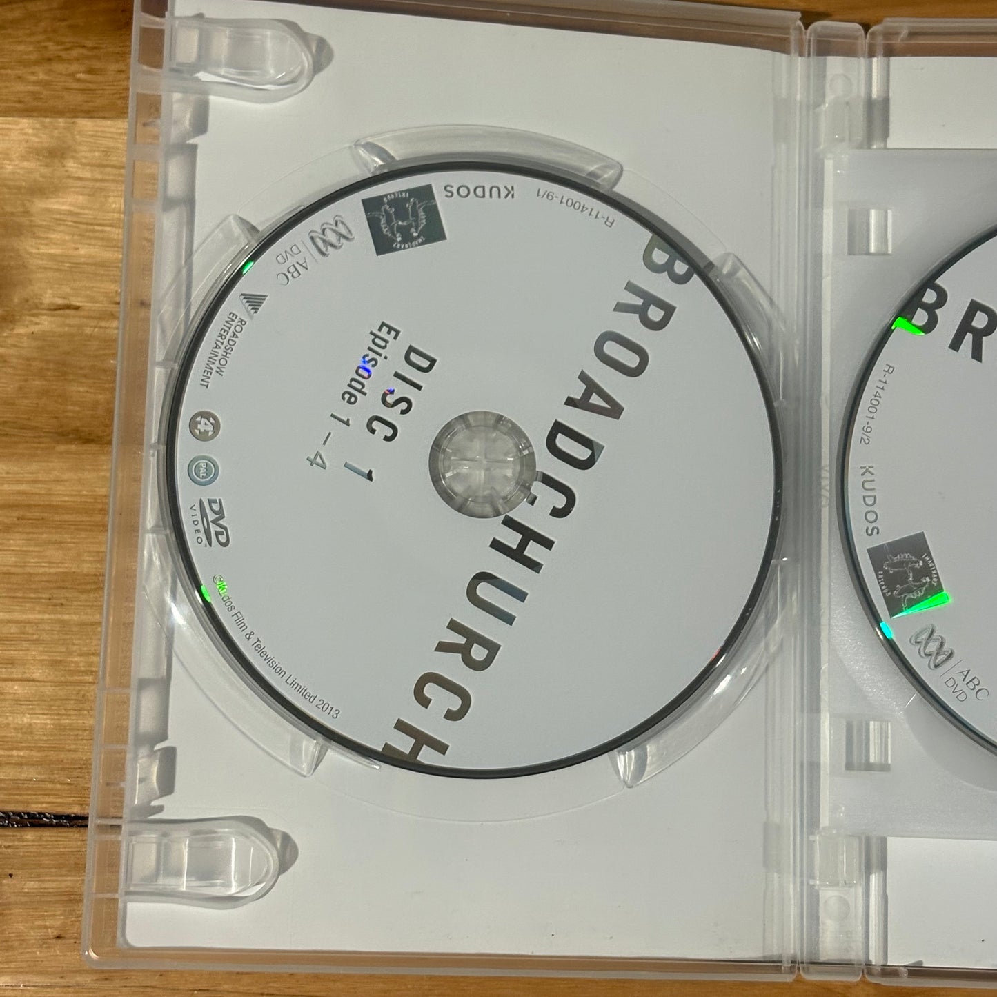 Broadchurch Series 1-3 Complete DVD Olivia Colman David Tennant PAL 4 VGC