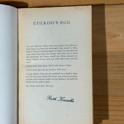 Vintage C.J. Cherryh Sci-Fi Book Bundle Pride of Chanur Cuckoo's Egg Hunter of Worlds