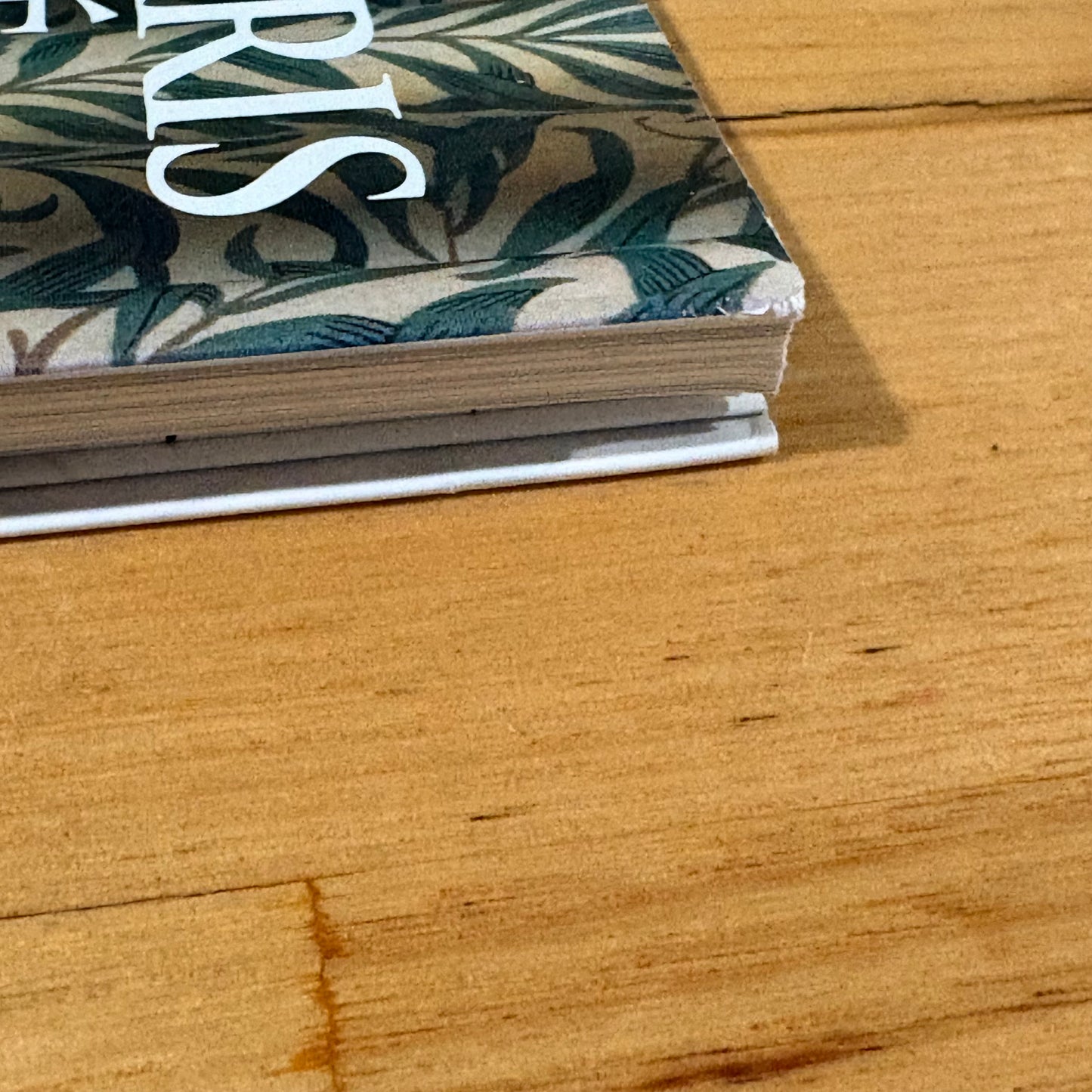 William Morris in Appliqué by Michele Hill Softcover Book 2009 GD