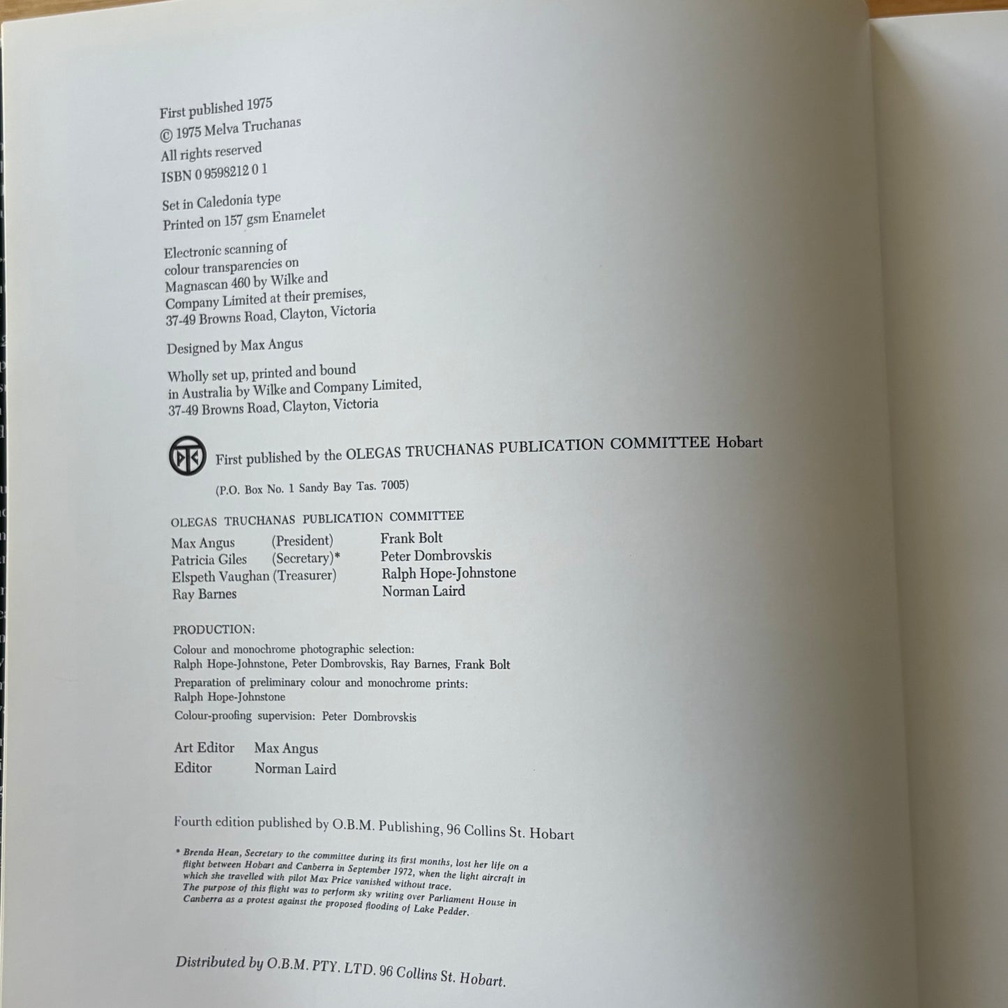 The World Of Olegas Truchanas Hardcover Tasmania Photography 1975 GD