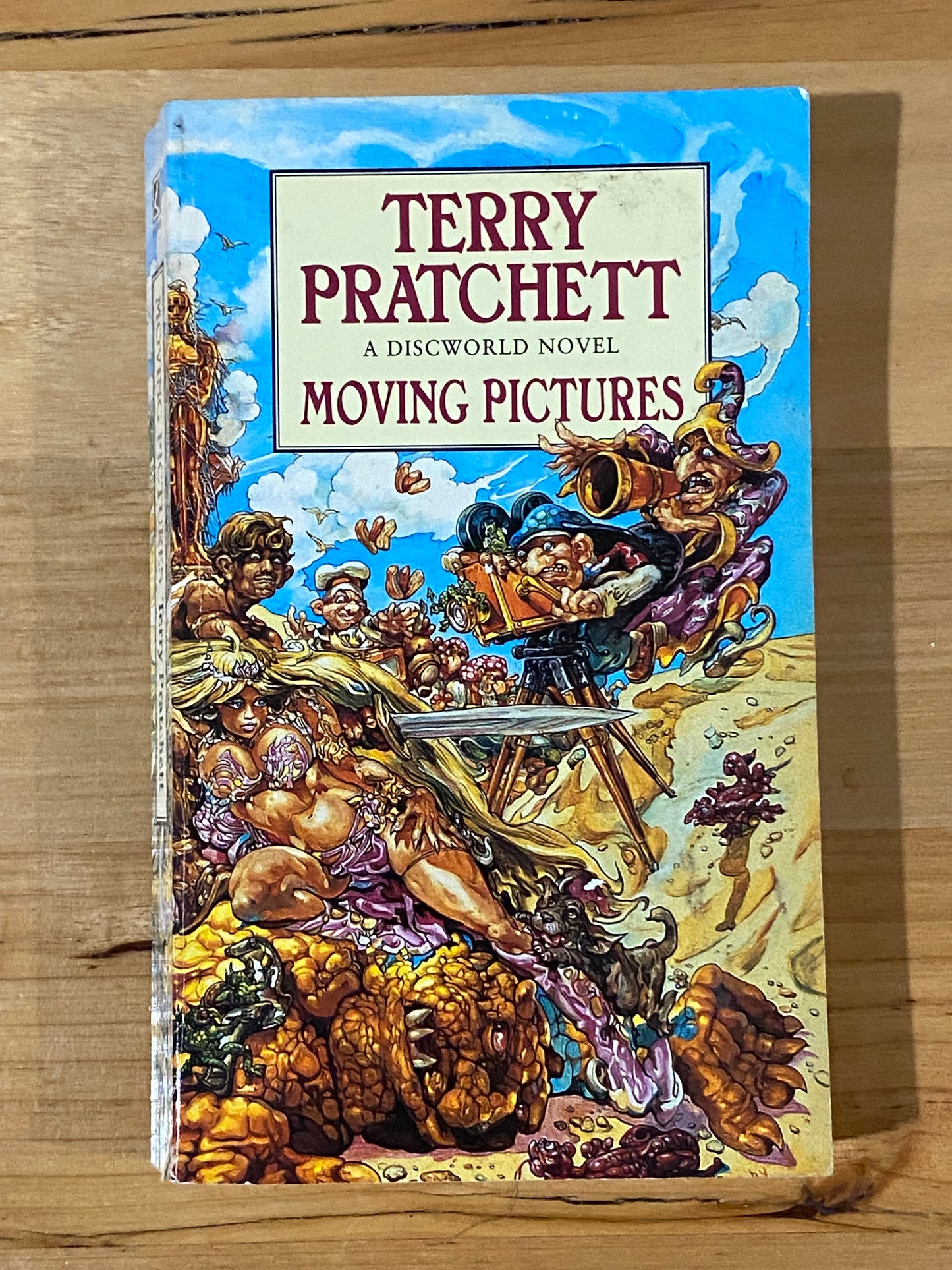 Terry Pratchett Discworld Paperback Novels 21 Book Bundle