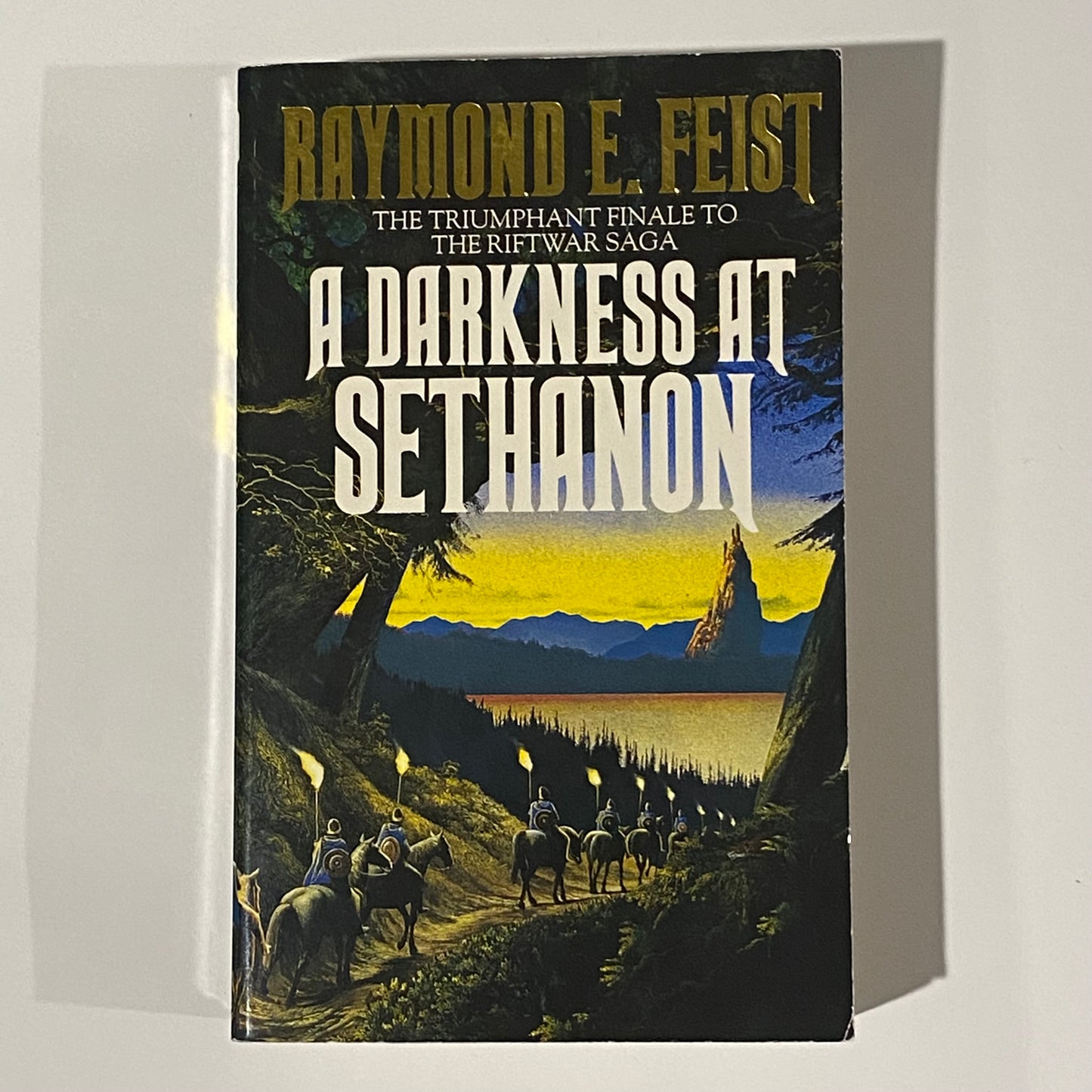 A Darkness At Sethanon by Raymond E. Feist Fantasy Paperback 1997 GD