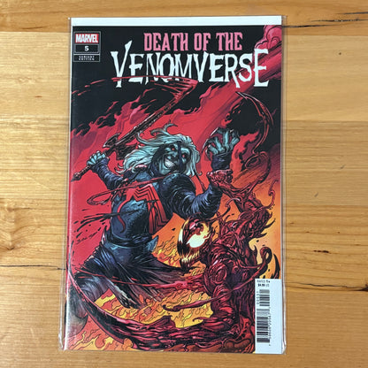 Death of the Venomverse (2023) #5 Mark Bagley Variant Cover