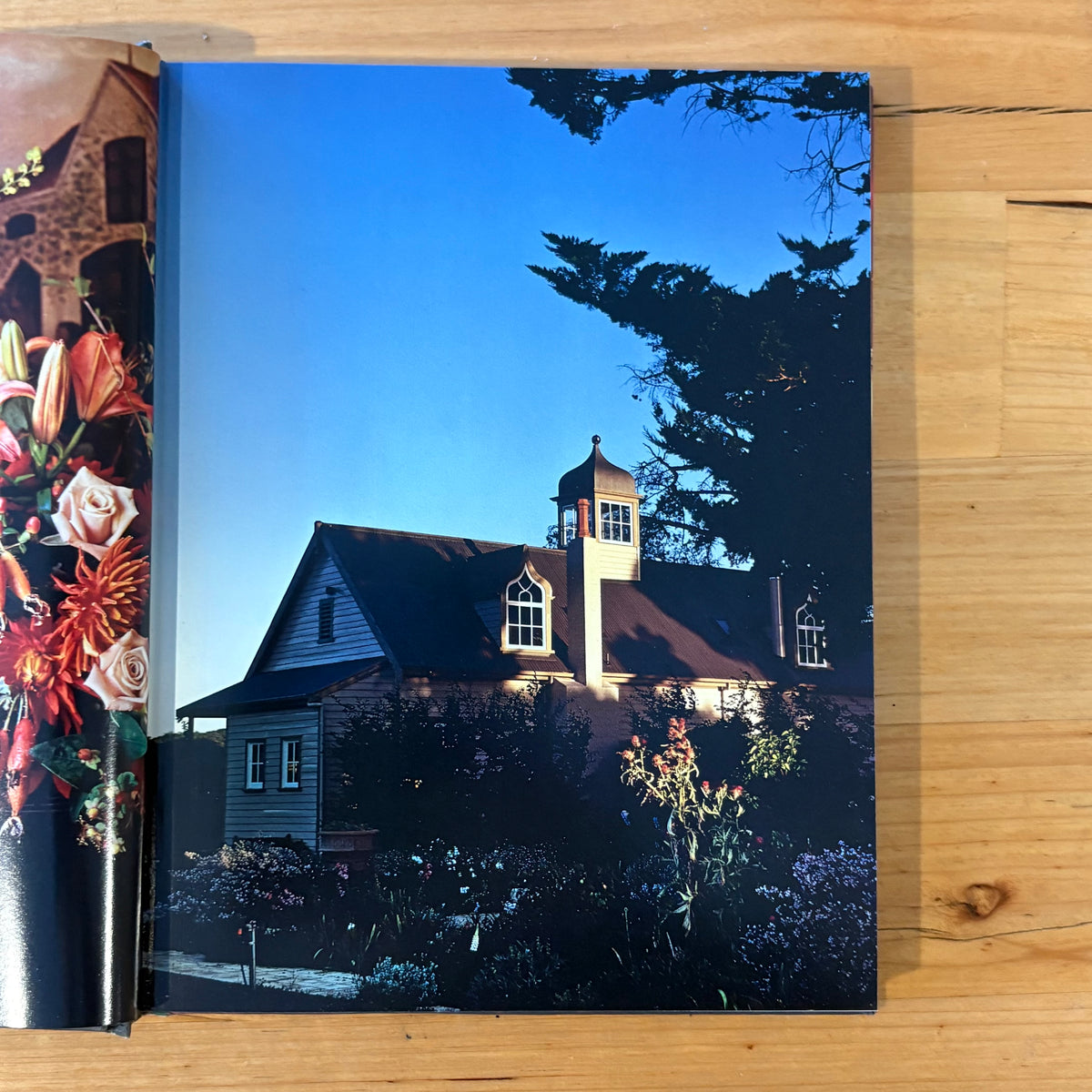 Stuart Rattle's Musk Farm Paul Bangay Hardcover 2014 GD